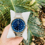 RELOGIO MASCULINO MONDAINE PRATA FUNDO AZUL NUMEROS BRANCOS PEQUENOS ORIGINAL - Imagem 5